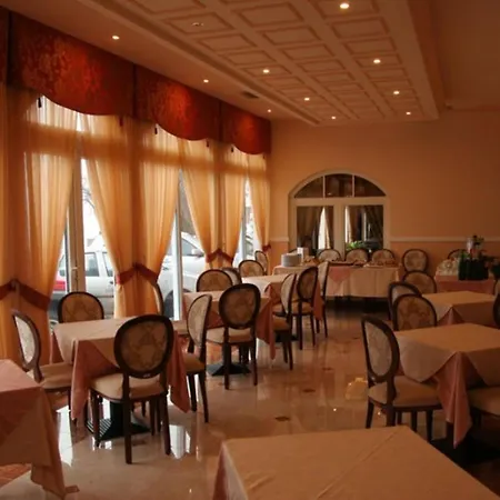 Hotel In Kastoria